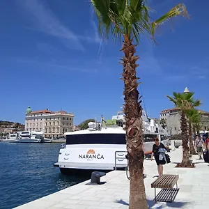 Apartment Dreams Bacvice, Split