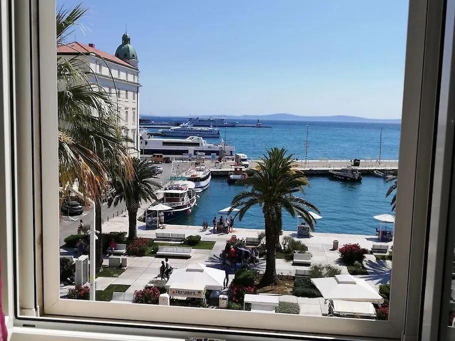 Apartment Tonka-Riva Split